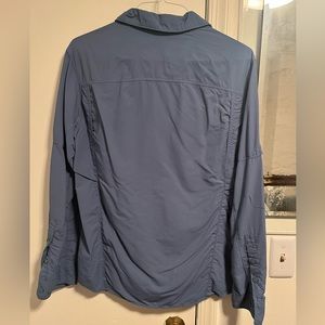 Columbia fishing shirt